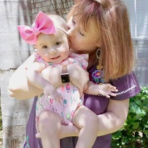 Meet your Posher, Debra